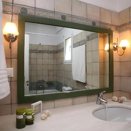 Anthias Garden Apartment Frinion Room photo