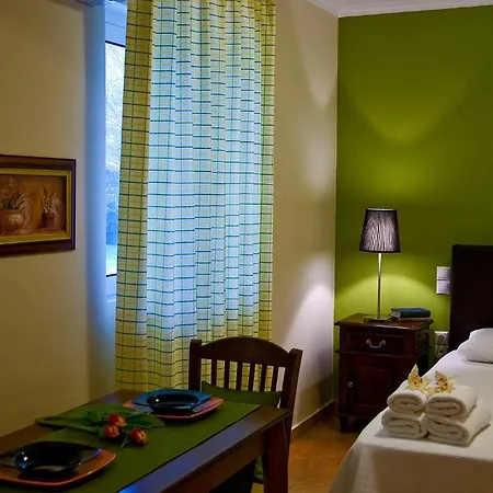 Anthias Garden Apartment Frinion Room photo