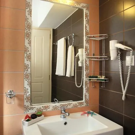 Anthias Garden Apartment Frinion Room photo